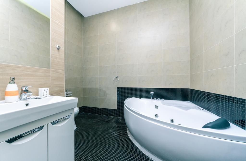 Kreschatik 21 With Terrace 2Br เคียฟ ภายนอก รูปภาพ