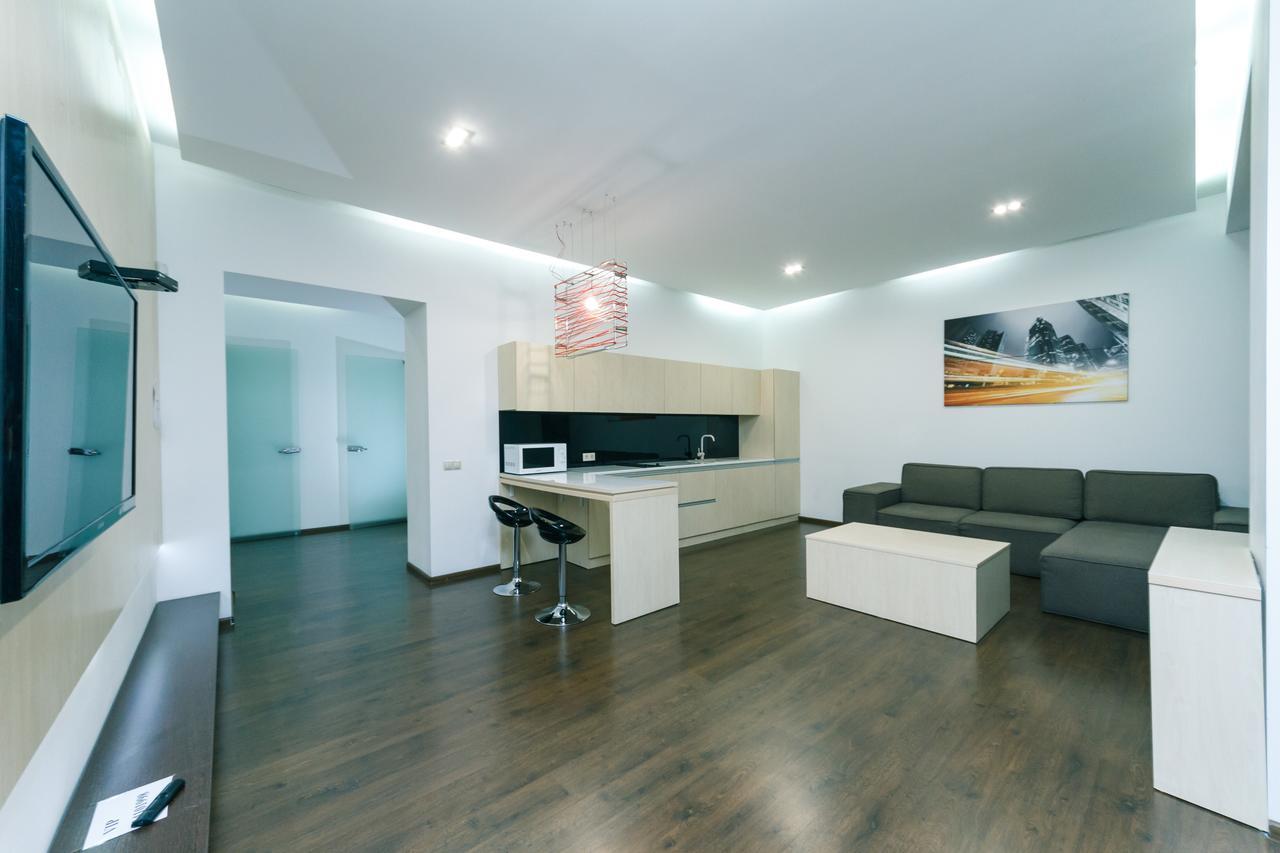Kreschatik 21 With Terrace 2Br เคียฟ ภายนอก รูปภาพ